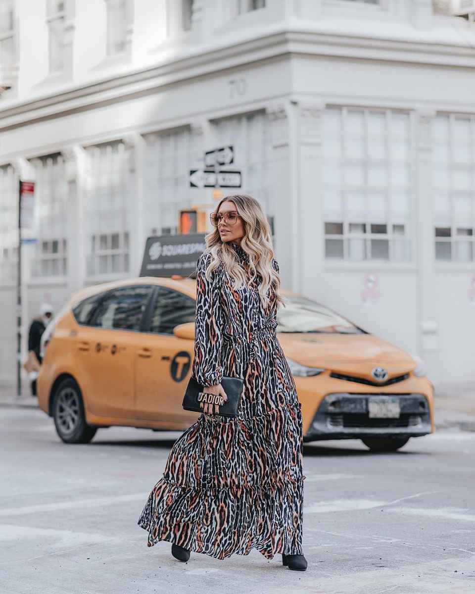 Леопардовое платье А-силуэта фото