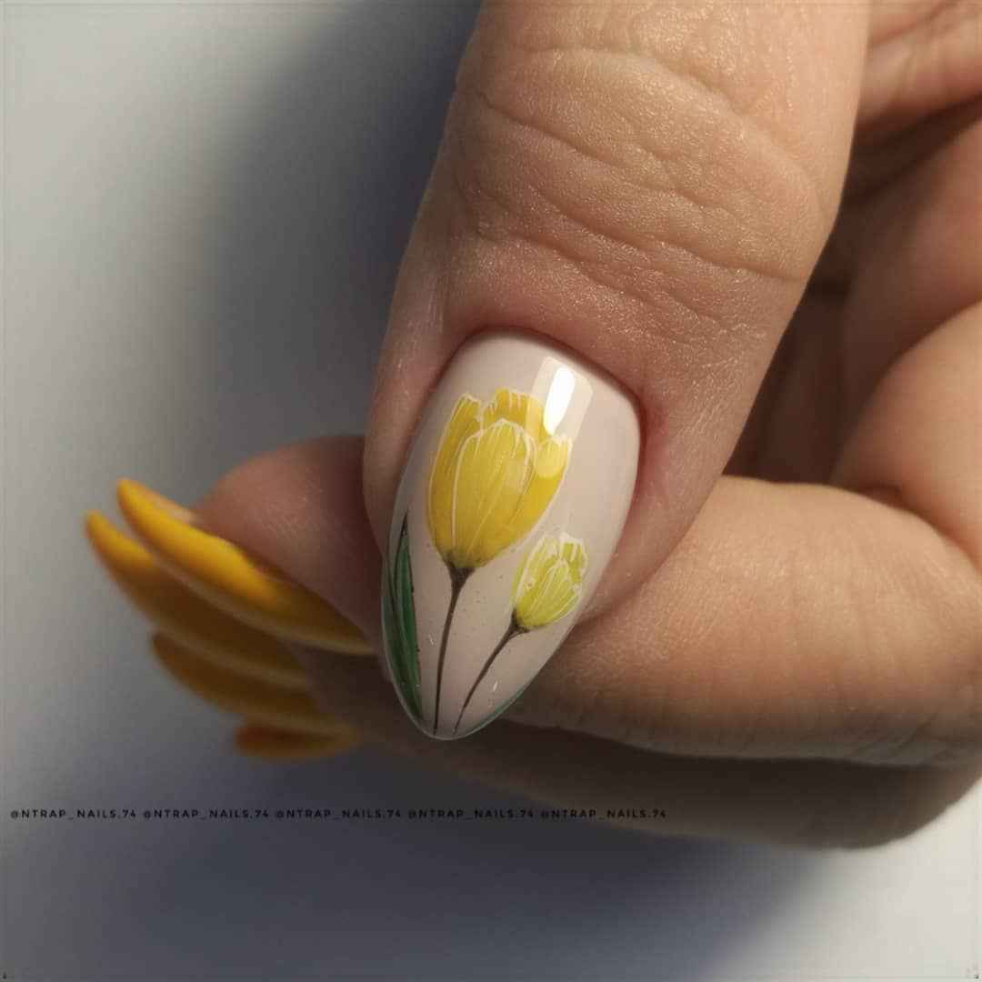 Тюльпаны на ногтях фото_15